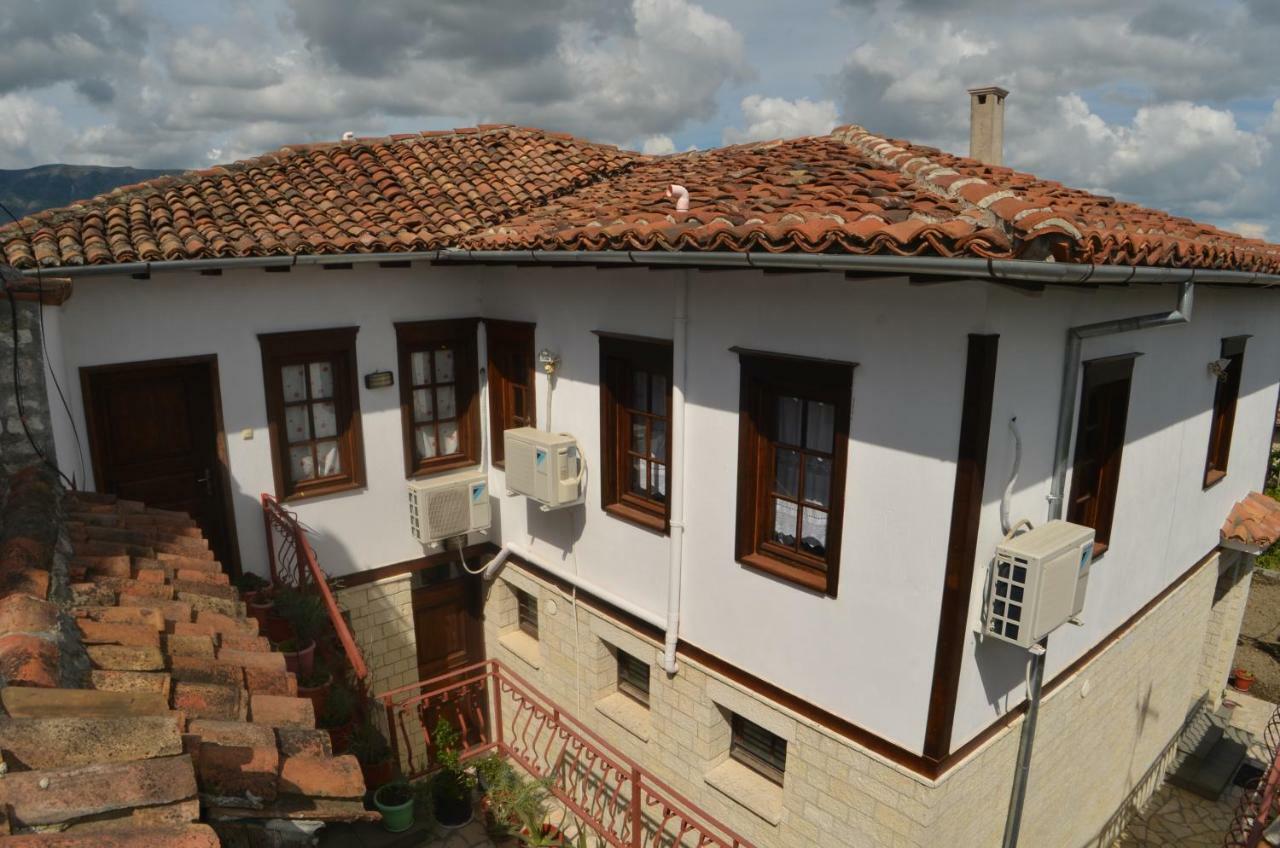 Pjetri House Hotel Berat Buitenkant foto